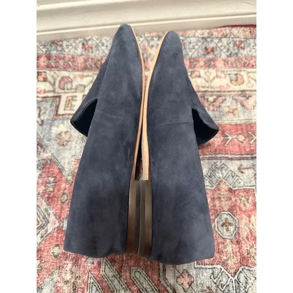 Vince‎ Suede Loafers Navy Blue Square Toe Slip On Flats Women's Size 7.5 - Picture 5 of 6